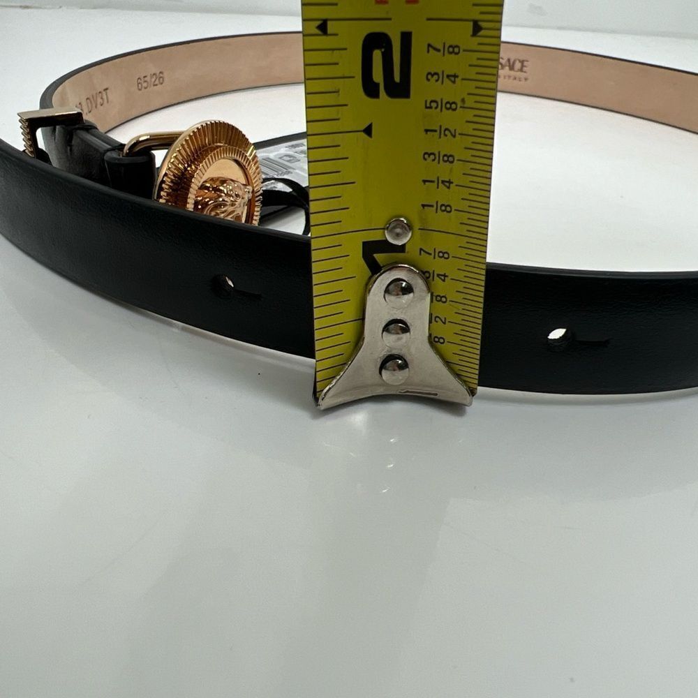 $575 Versace Medusa Belt Leather Gold Buckle Belt Women 65 cm /26 Inches Size S - Picture 7 of 7